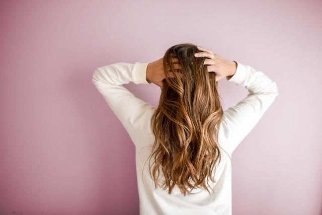 Cura dei capelli: come scegliere lo shampoo?