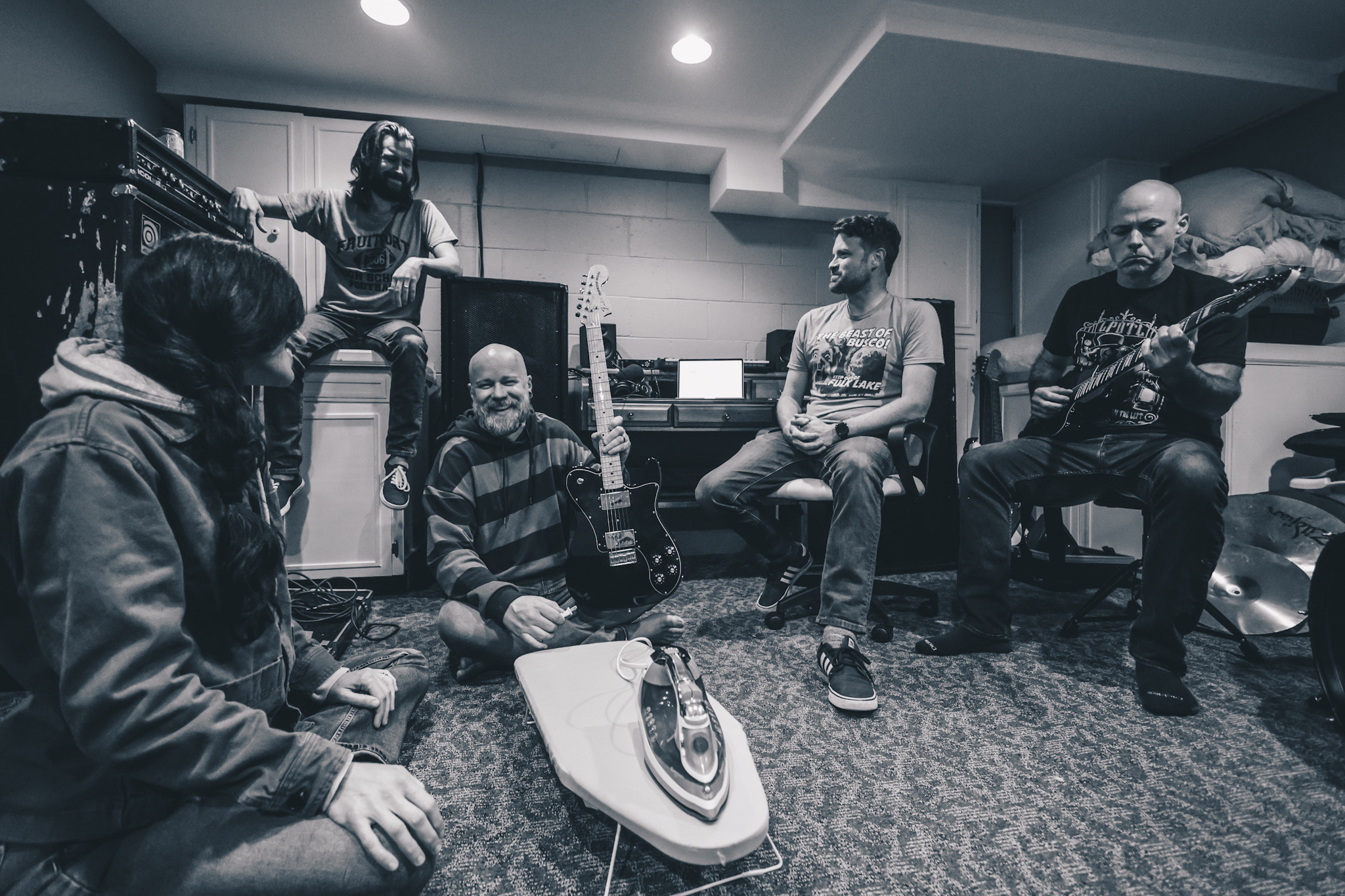 La band Post Rock Glassfield pubblica il nuovo album “Leave a Light On”