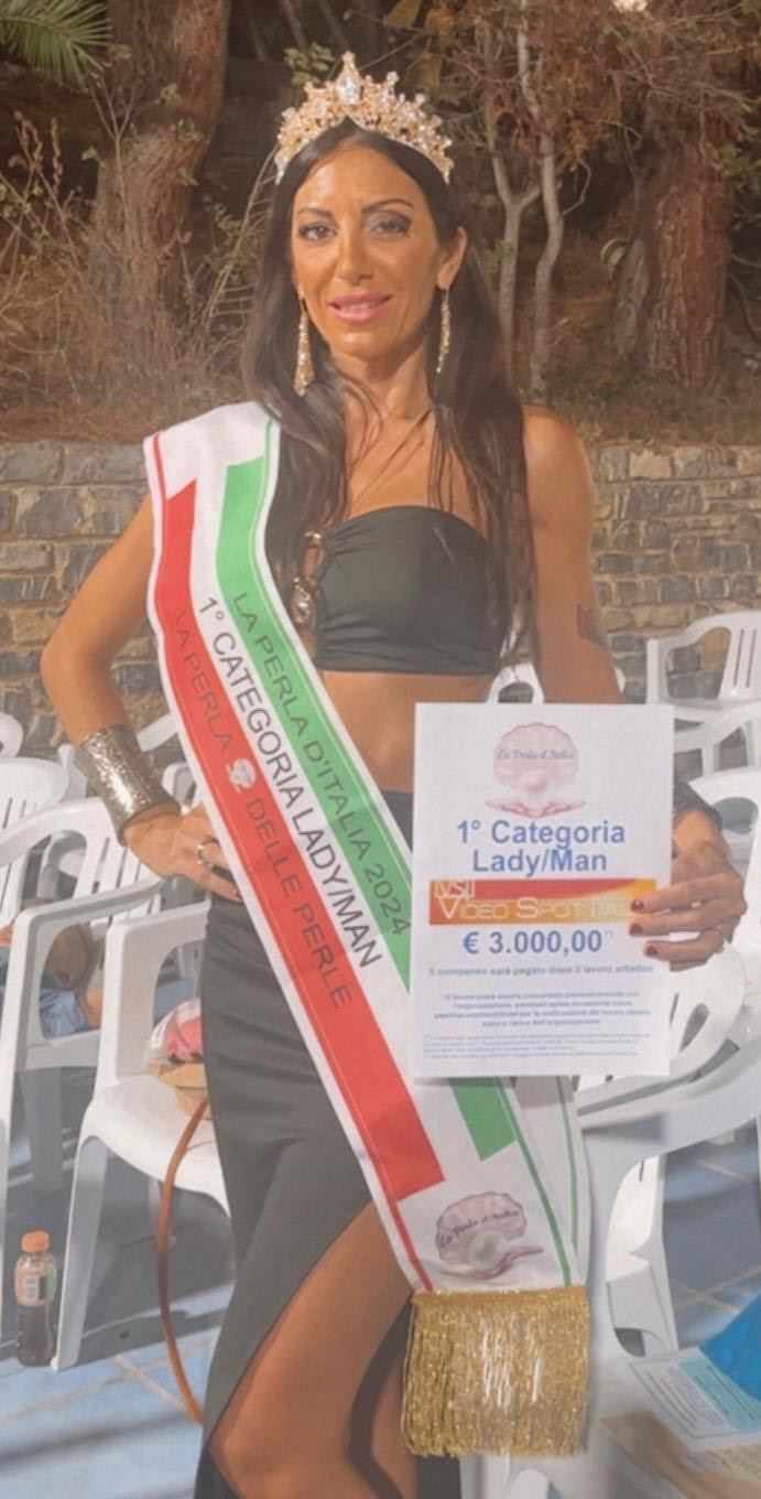 Athena Privitera è la 1 Classificata al concorso internazionale La Perla D’italia categoria Lady (30-45 anni)