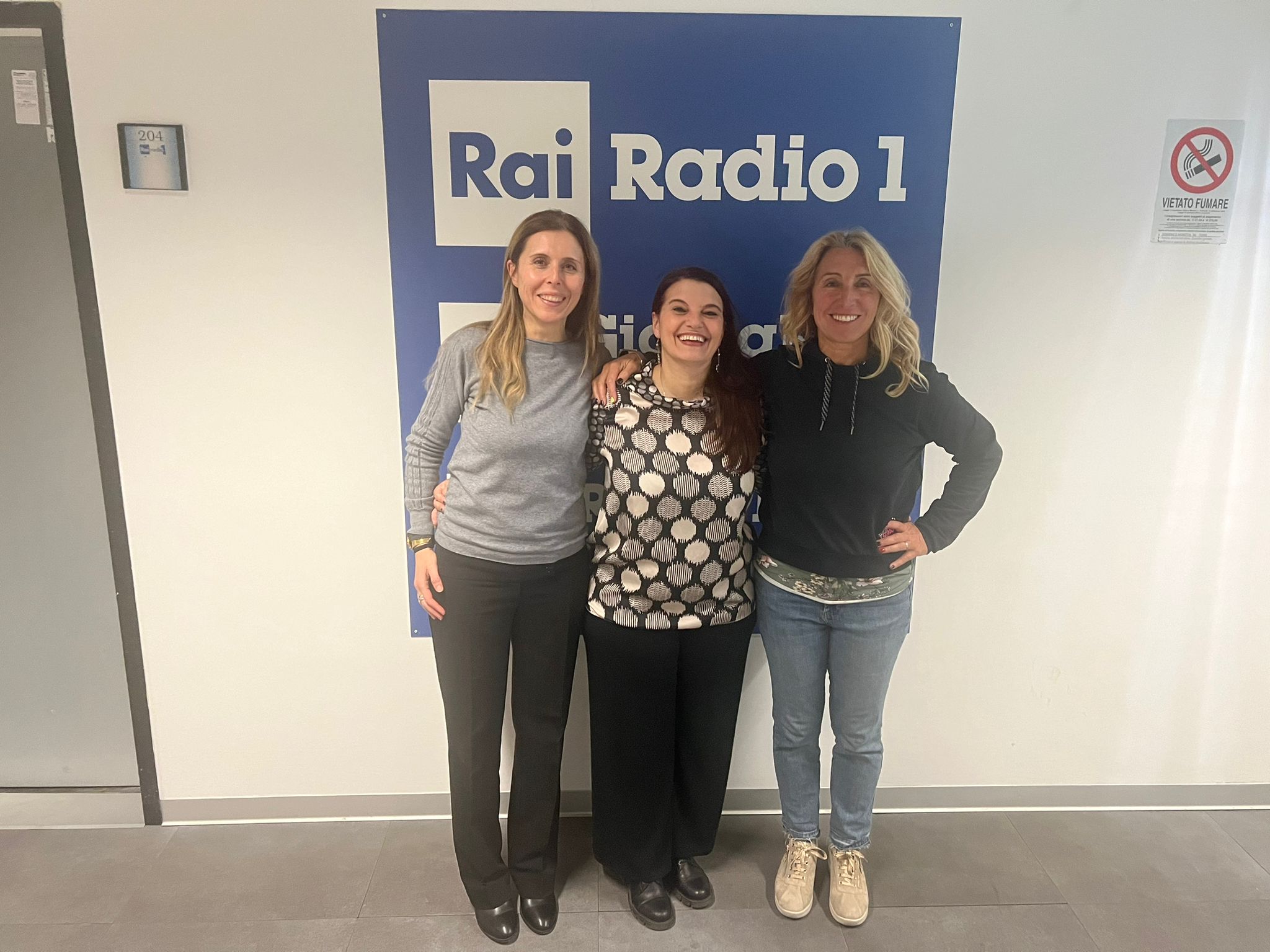  Il fortunato programma “Io sto con gli animali” prosegue su Radio 1 Rai con Germana Brizzolari, Francesca Rinaldi e Federica Rinaudo, presidente dell’associazione Pet Carpet da anni in difesa delle cause pet e wild